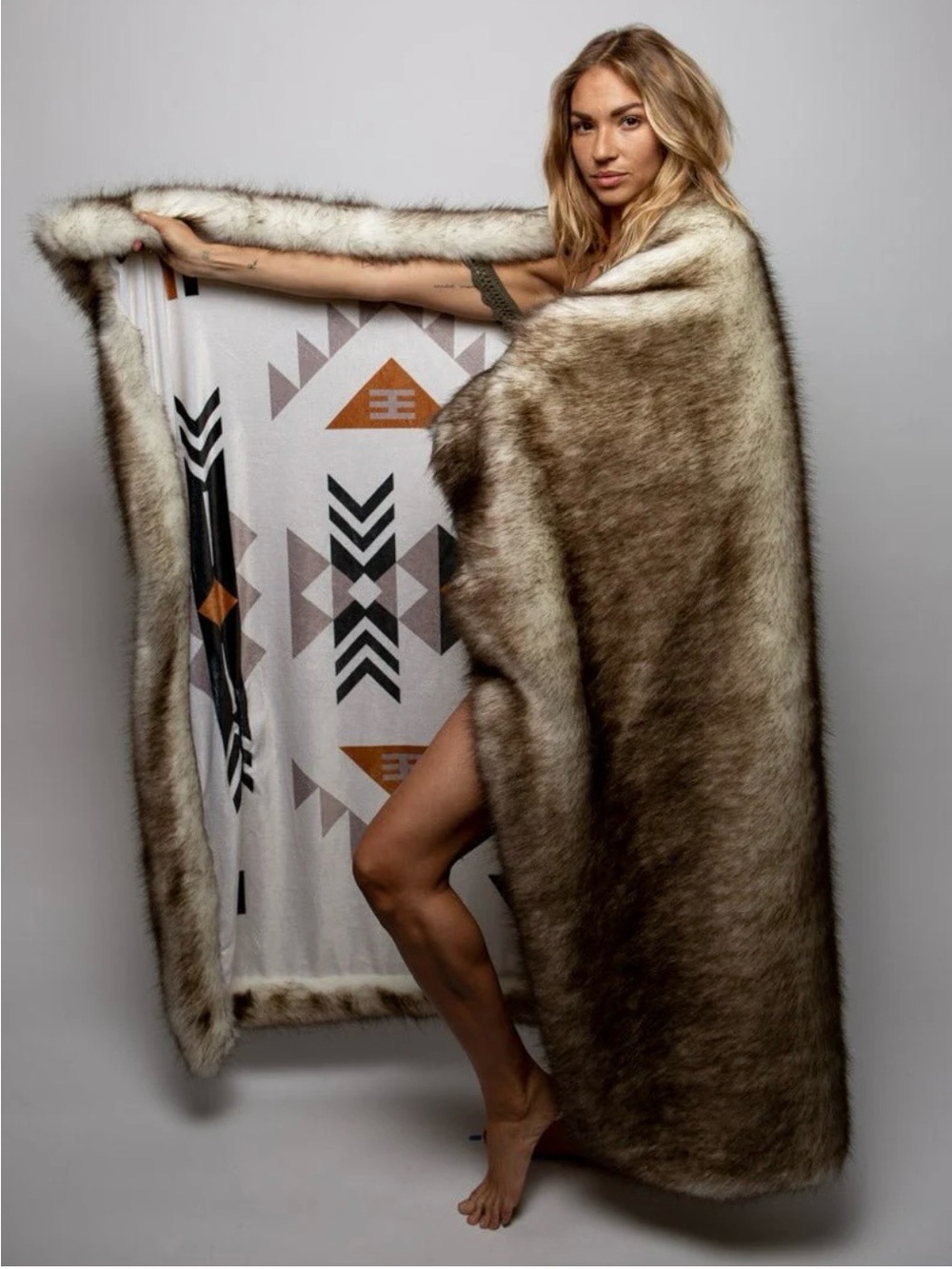 SpiritHoods Aztec Print Throw Blanket in White, Gray, Navy and Brown